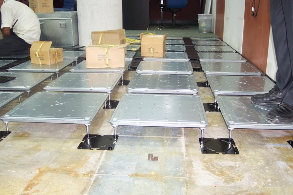 Camass access floor Case Study Photo, Saudi British Bank, K.S.A.